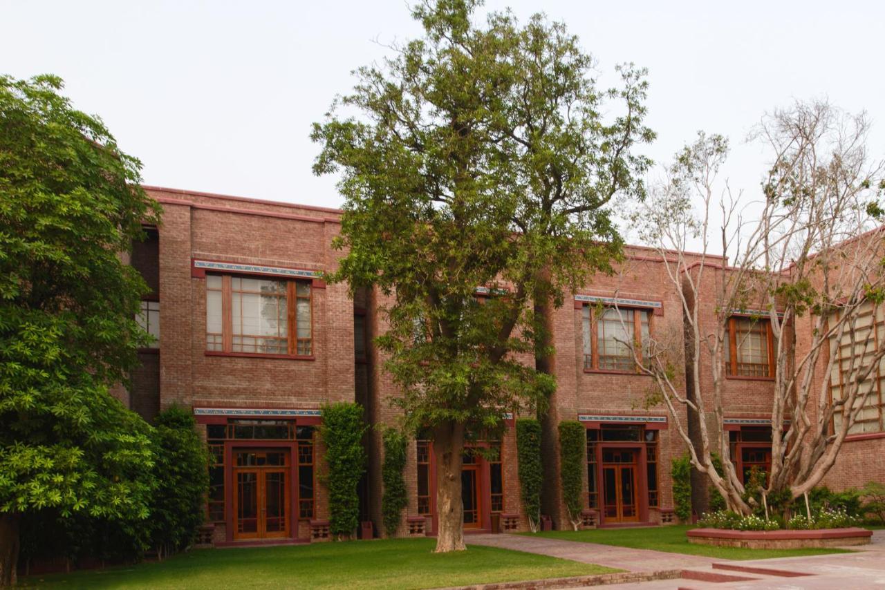 Faisalabad Serena Hotel ภายนอก รูปภาพ